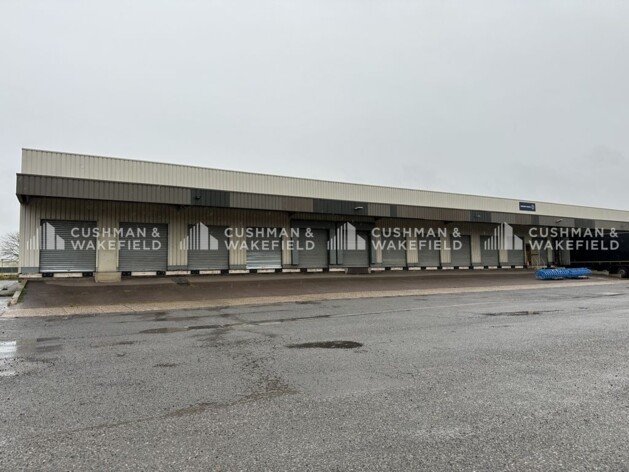 Achat ou Location logistique Ennery Cushman & Wakefield