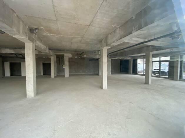 Location commerces Bruges Cushman & Wakefield