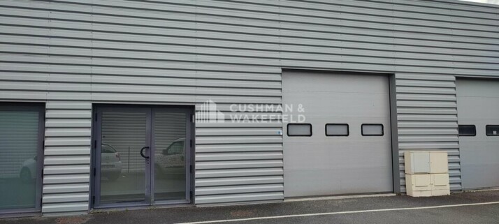 Location entrepôts / activités Eysines Cushman & Wakefield