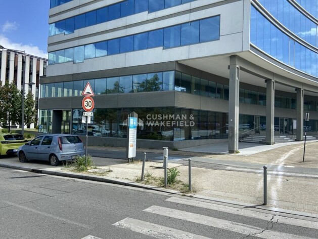 Location commerces Bordeaux Cushman & Wakefield