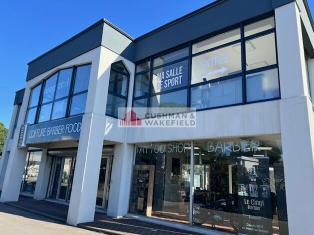 Location commerces Nîmes Cushman & Wakefield