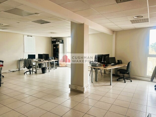 Achat bureaux Nîmes Cushman & Wakefield