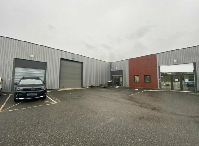 Location entrepôts / activités Montrabé Cushman & Wakefield