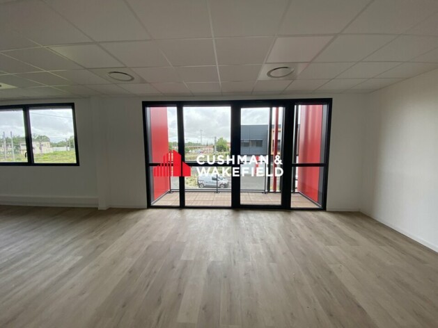 Location entrepôts / activités Fenouillet Cushman & Wakefield