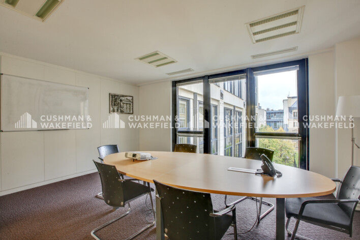 Location bureaux privés Paris 8 Cushman & Wakefield