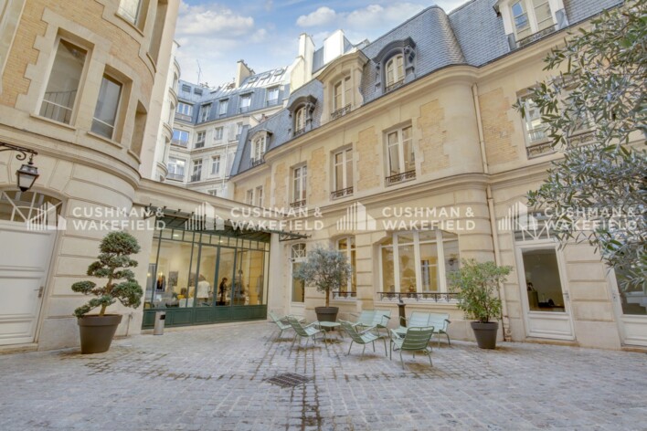 Location bureaux privés Paris 8 Cushman & Wakefield