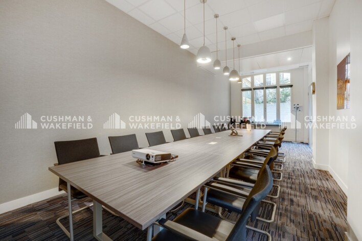 Location bureaux privés Paris 8 Cushman & Wakefield