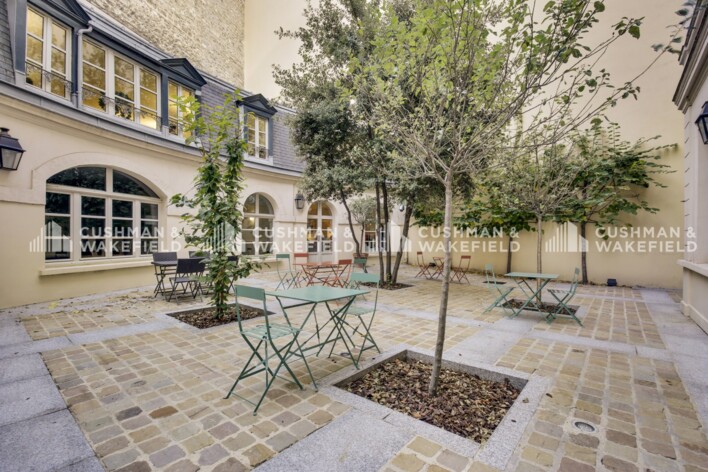 Location bureaux privés Paris 8 Cushman & Wakefield