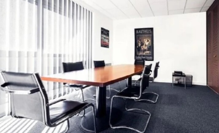 Location bureaux privés École-Valentin Cushman & Wakefield