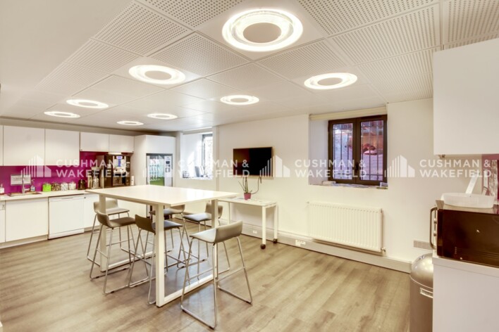 Location bureaux privés Fontainebleau Cushman & Wakefield