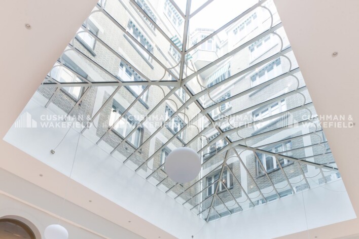 Location plateaux indépendants Paris 16 Cushman & Wakefield