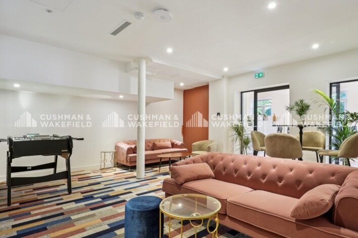 Location plateaux indépendants Paris 8 Cushman & Wakefield