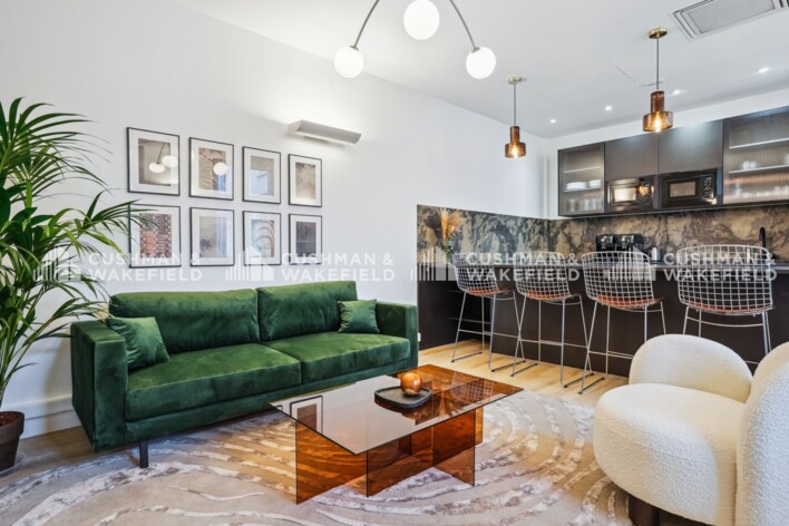 Location plateaux indépendants Paris 8 Cushman & Wakefield