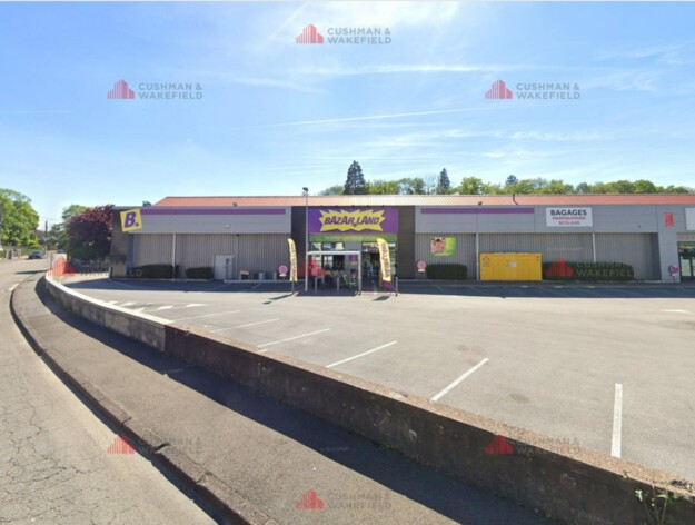 Location commerce Besançon Cushman & Wakefield