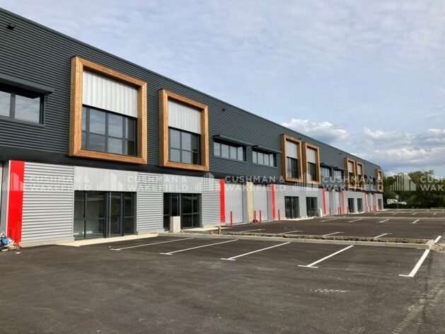 Location entrepôts / activités Manosque Cushman & Wakefield