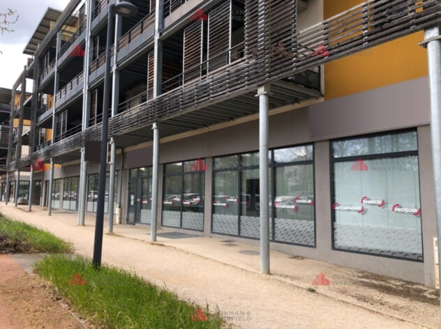 Location commerces Dijon Cushman & Wakefield