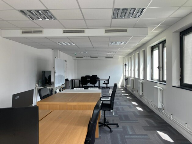 Location bureaux Clichy Cushman & Wakefield