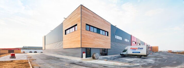 Location entrepôts / activités Louvres Cushman & Wakefield