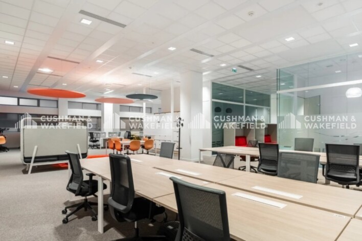 Location plateaux indépendants Paris 20 Cushman & Wakefield