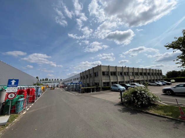 Achat ou Location entrepôts / activités Buc Cushman & Wakefield