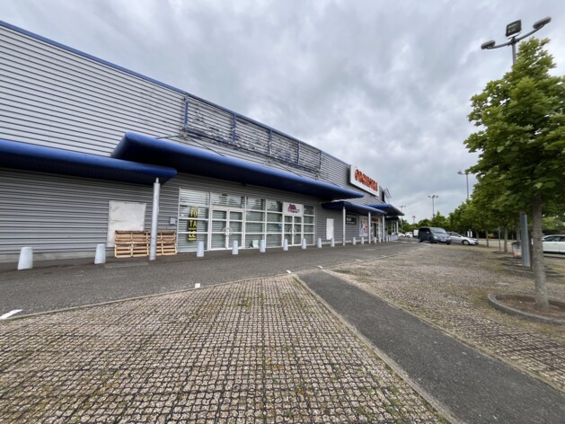 Location commerces Maurepas Cushman & Wakefield