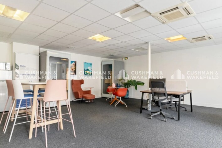Location plateaux indépendants Paris 10 Cushman & Wakefield