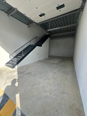 Location entrepôts / activités Coignières Cushman & Wakefield