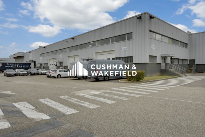Achat entrepôts / activités Saint-Quentin-Fallavier Cushman & Wakefield