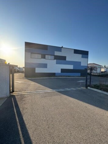 Achat entrepôts / activités Dagneux Cushman & Wakefield