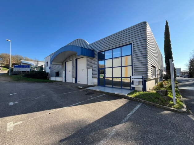 Location entrepôts / activités Saint-Genis-Laval Cushman & Wakefield