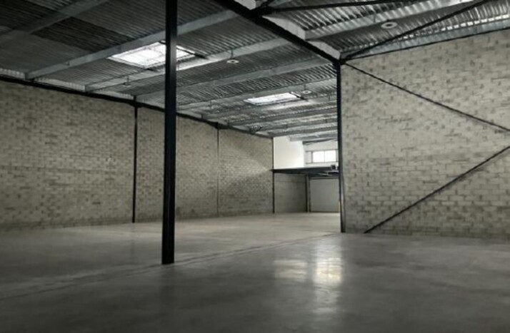 Location entrepôts / activités Buc Cushman & Wakefield