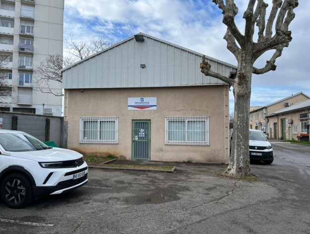 Location entrepôts / activités Vénissieux Cushman & Wakefield