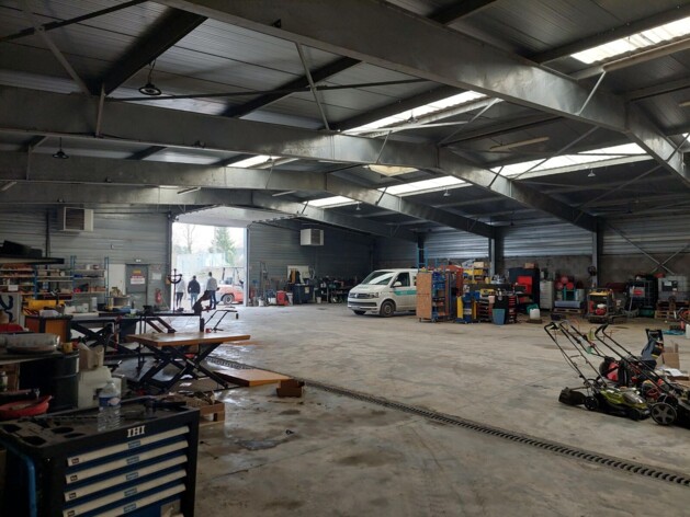 Achat entrepôts / activités Châteaubourg Cushman & Wakefield