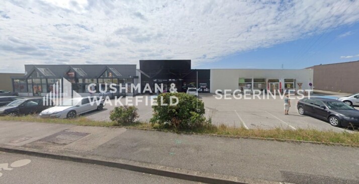 Location commerces École-Valentin Cushman & Wakefield