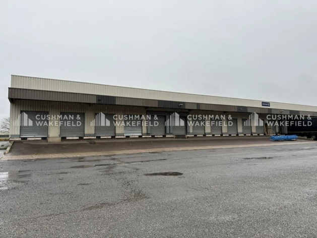 Achat ou Location logistique Ennery Cushman & Wakefield