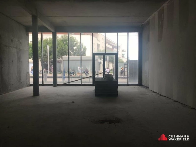 Location commerces Lormont Cushman & Wakefield