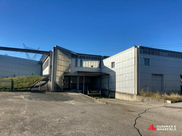 Location entrepôts / activités Carbon-Blanc Cushman & Wakefield