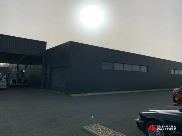 Achat entrepôts / activités Saint-Denis-de-Pile Cushman & Wakefield