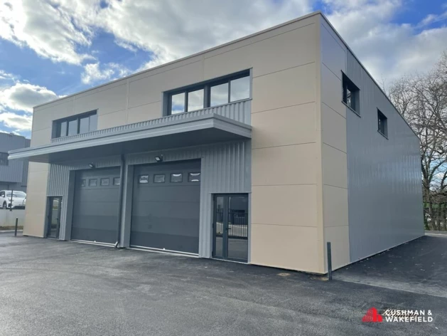 Location entrepôts / activités Pompignac Cushman & Wakefield