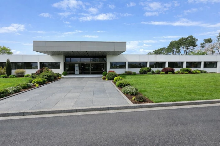 Location entrepôts / activités Canéjan Cushman & Wakefield