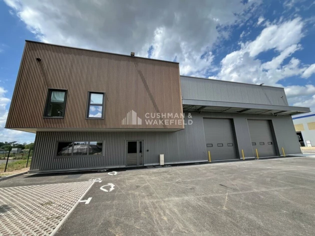 Location entrepôts / activités Blanquefort Cushman & Wakefield
