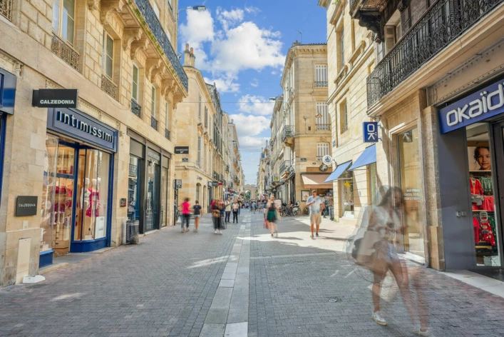 Location commerces Bordeaux Cushman & Wakefield