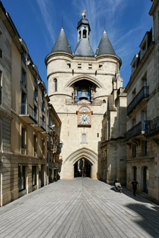 Achat ou Location commerces Bordeaux Cushman & Wakefield