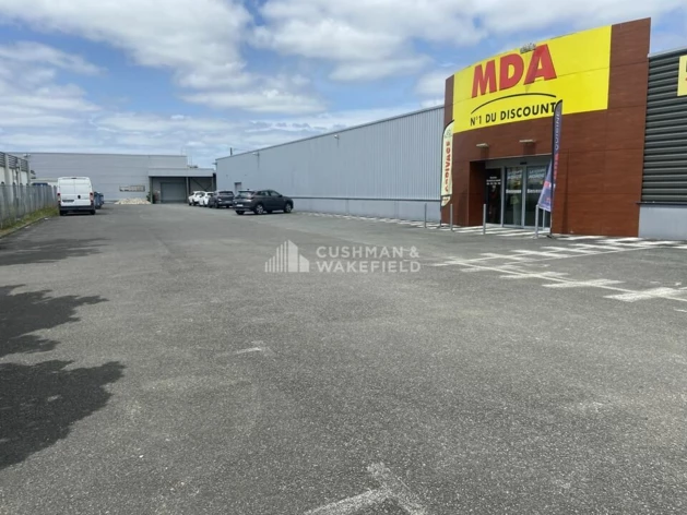 Location commerces Le Haillan Cushman & Wakefield