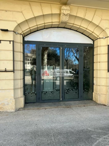 Achat commerces Nîmes Cushman & Wakefield