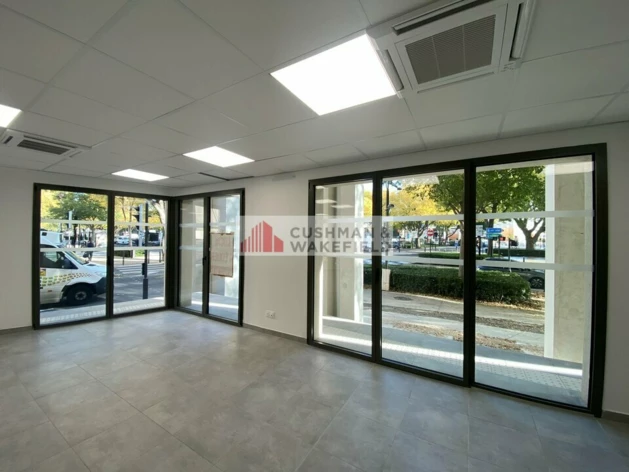 Location commerces Nîmes Cushman & Wakefield