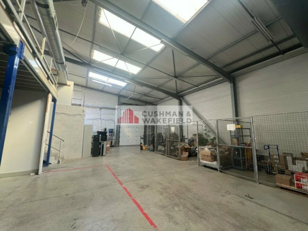 Location entrepôts / activités Nîmes Cushman & Wakefield