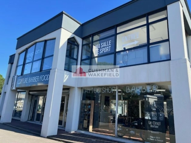 Location commerces Nîmes Cushman & Wakefield