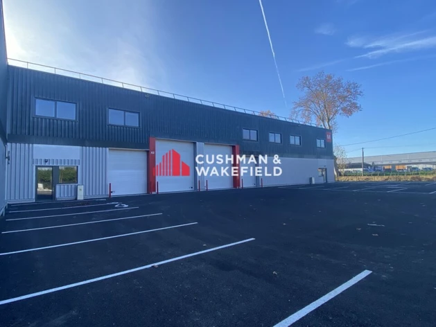 Location entrepôts / activités Bruguières Cushman & Wakefield