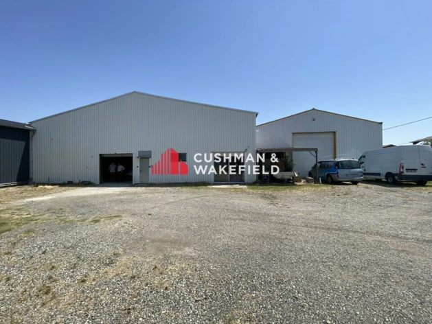 Achat entrepôts / activités Saint-Jory Cushman & Wakefield